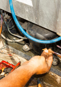 Assistência Técnica Esmaltec em Maceió servico-conserto-geladeira (4)